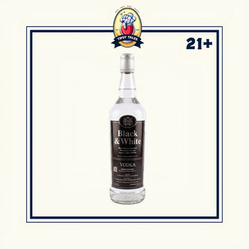 Black & White Vodka 650ml 1